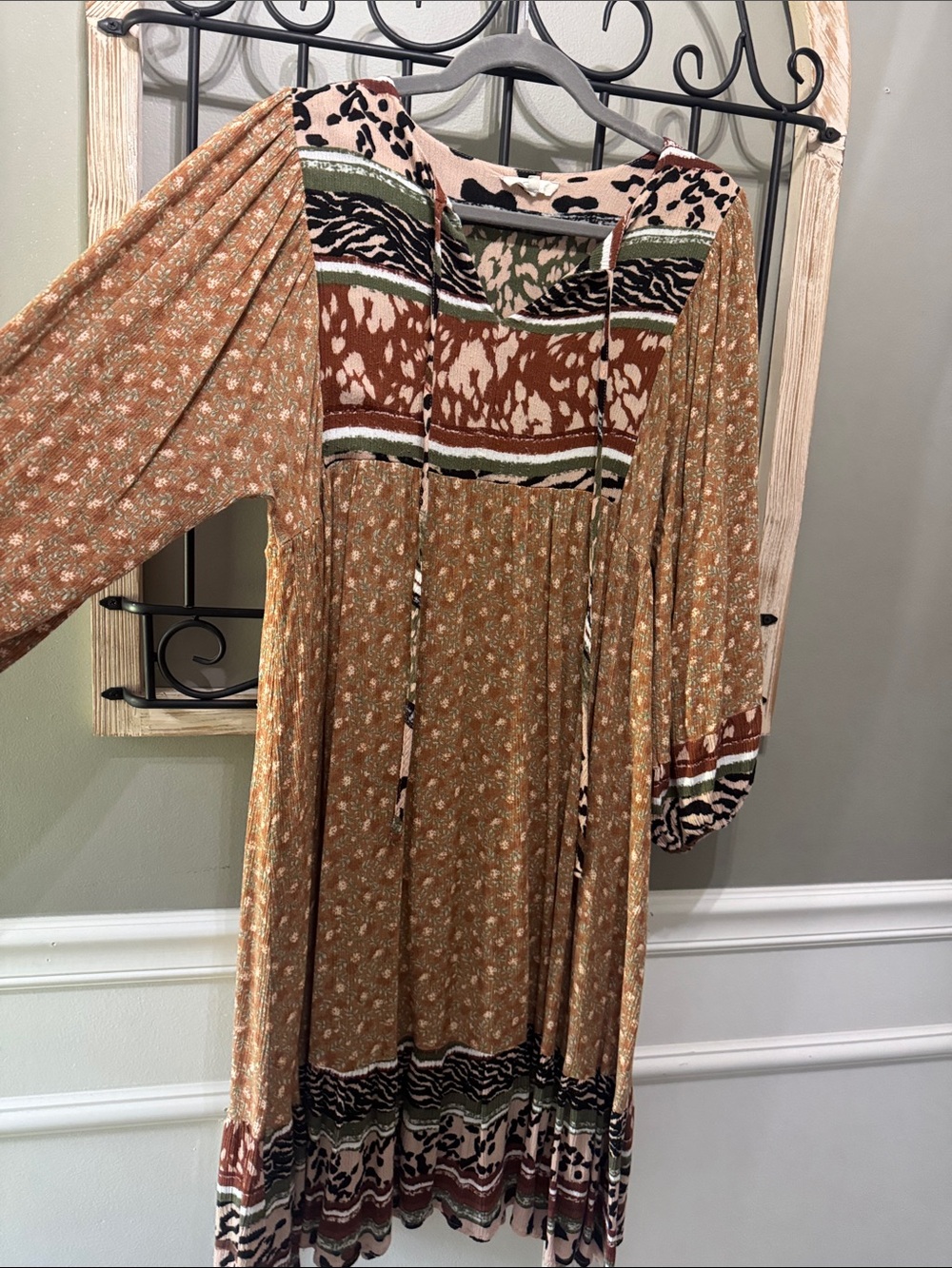 easel Boho Midi Dress in Rust, Olive and Cream M